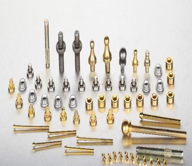 鉚接機(jī)非標(biāo)自動化設(shè)備的結(jié)構(gòu)、工作原理及用途